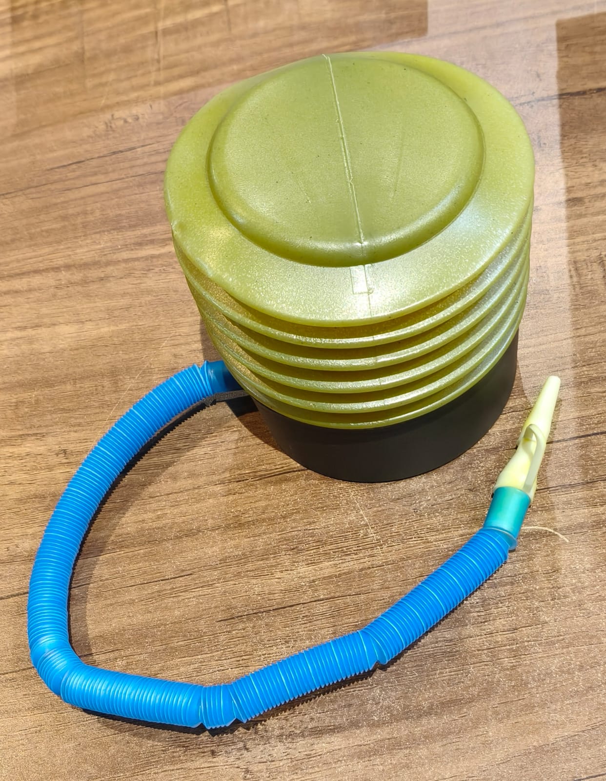 Portable Foot Air Pump with Hose - Image 7