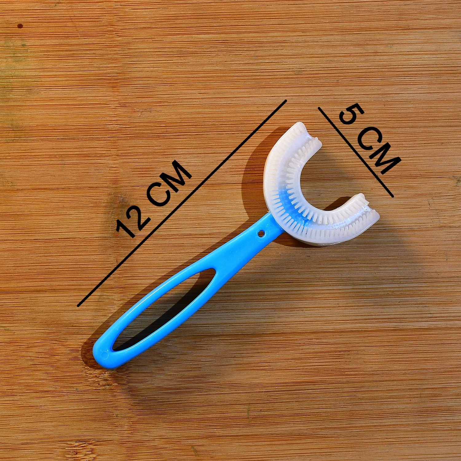 U-Shaped Toothbrush for Kids Manual Whitening Silicone Brush 2–6 Years - Image 5