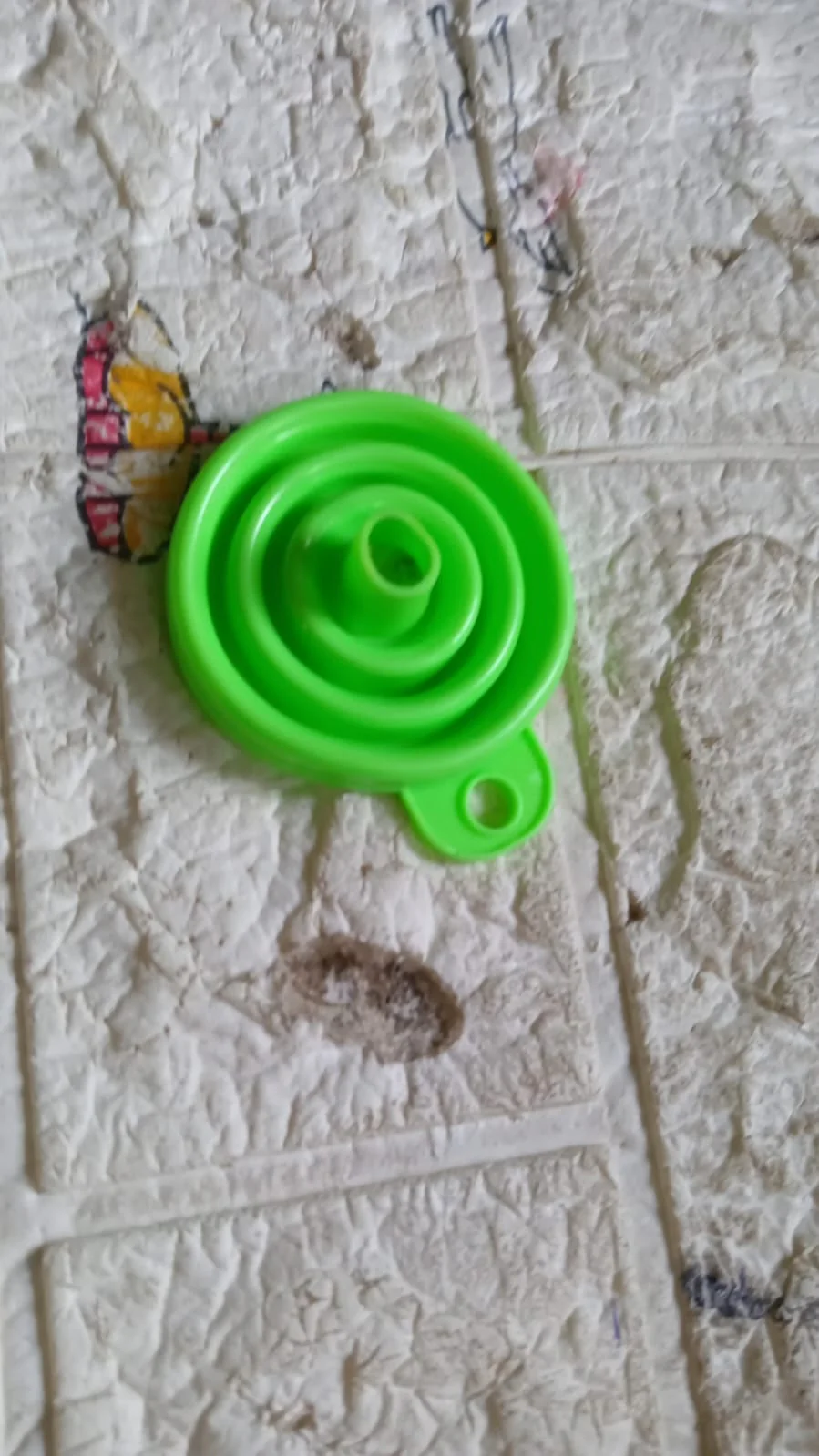 Silicone Funnel for Kitchen Use Oil Pouring Sauce Water Juice - Image 10