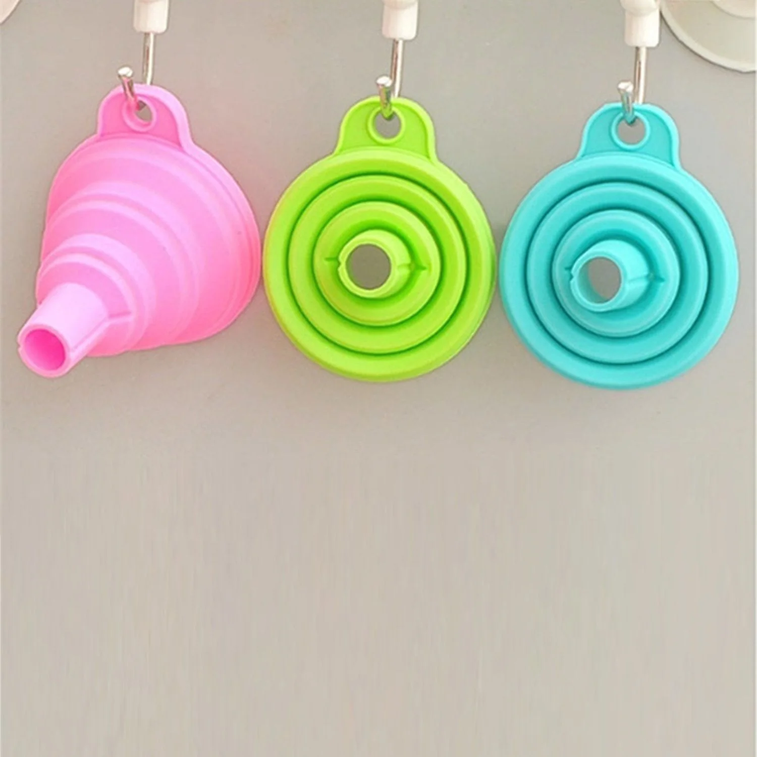 Silicone Funnel for Kitchen Use Oil Pouring Sauce Water Juice - Image 8
